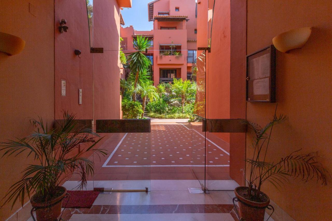 マルベーリャLetmalaga Don Carlos Gardensアパートメント エクステリア 写真