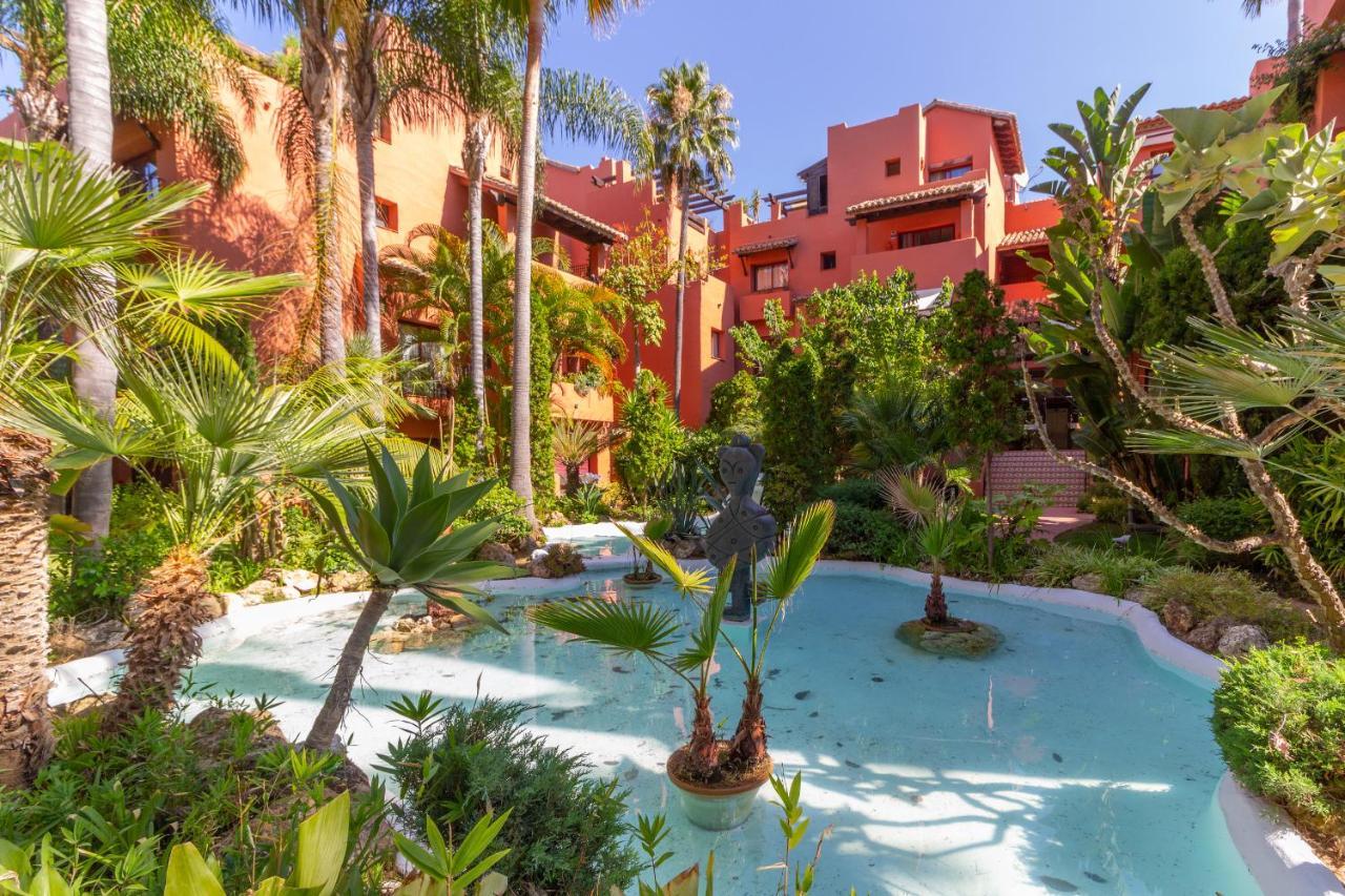 マルベーリャLetmalaga Don Carlos Gardensアパートメント エクステリア 写真