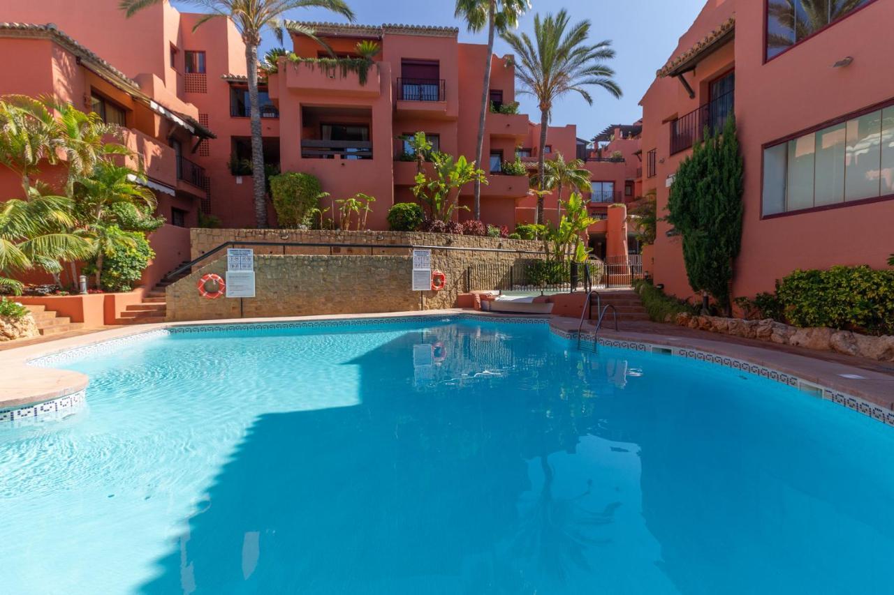 マルベーリャLetmalaga Don Carlos Gardensアパートメント エクステリア 写真