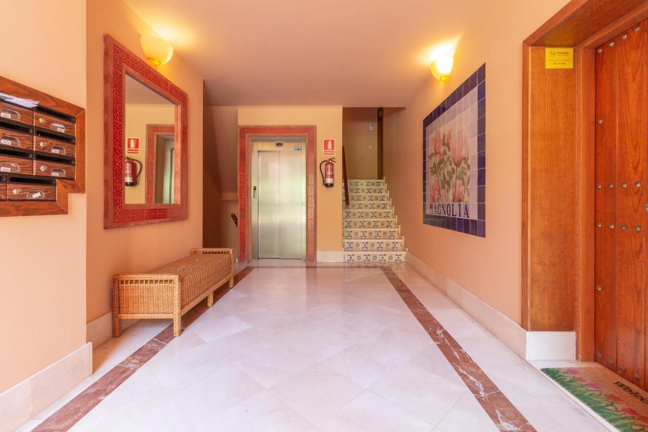 マルベーリャLetmalaga Don Carlos Gardensアパートメント エクステリア 写真